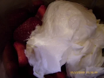 Erdbeer - Schichtspeise - Rezept - Bild Nr. 3