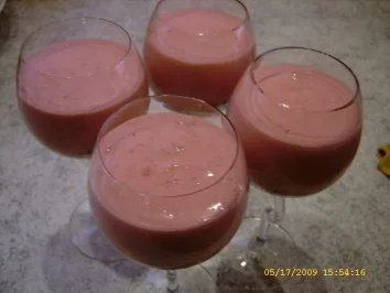 Erdbeer - Schichtspeise - Rezept - Bild Nr. 17