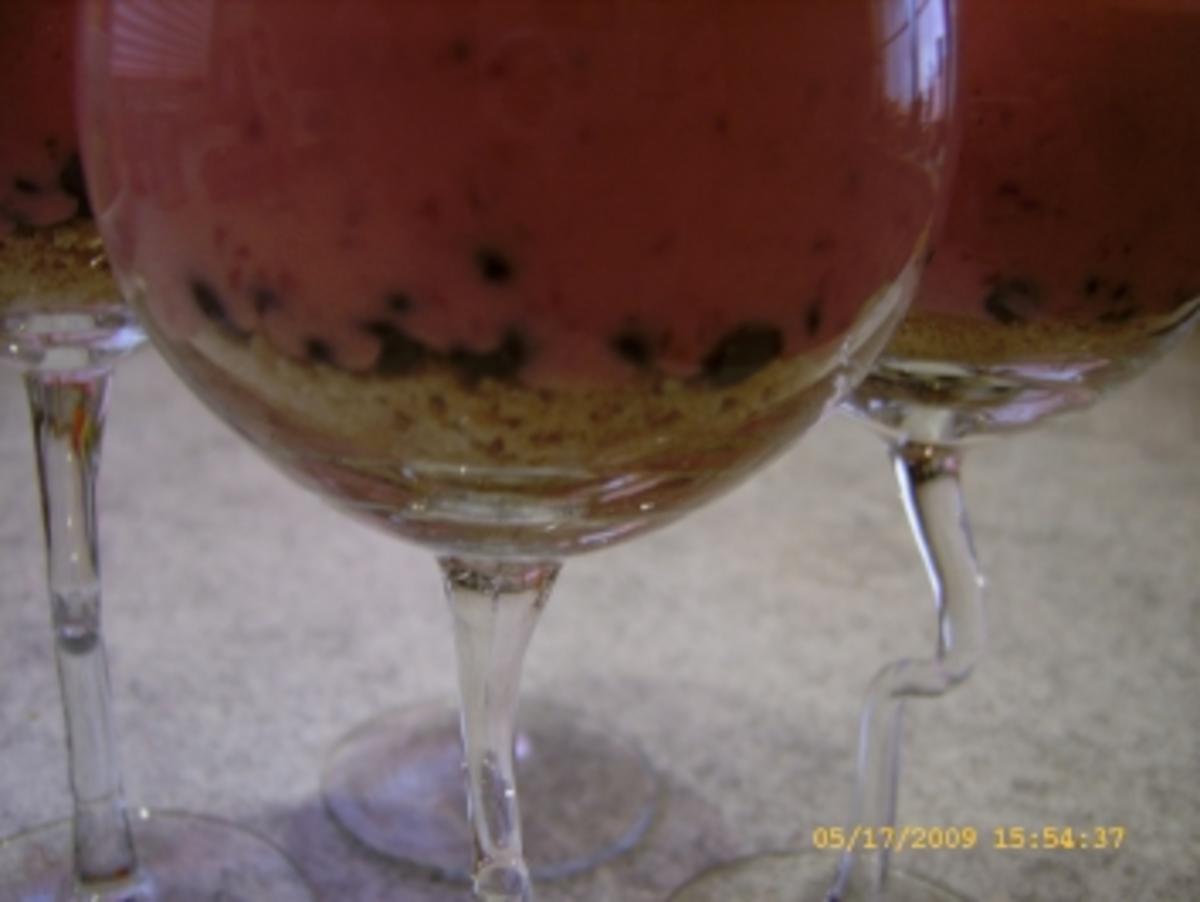 Erdbeer - Schichtspeise - Rezept - Bild Nr. 18