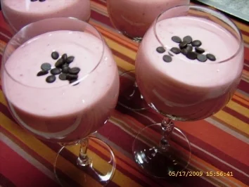 Erdbeer - Schichtspeise - Rezept