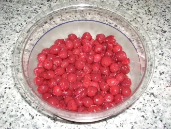 Rezept: Eierlikör - Dessert mit Kirschen Bild Nr. 2 Eierlikör - Dessert mit Kirschen - Rezept - Bild Nr. 2