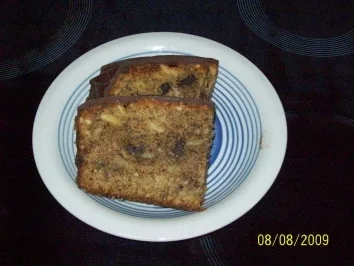 Rezept: Himmlischer Nusskuchen mit Schokostückchen Himmlischer Nusskuchen mit Schokostückchen - Rezept