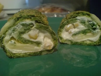 Rezept: Spinat-Frischkäse-Rolle Bild Nr. 3 Spinat-Frischkäse-Rolle - Rezept - Bild Nr. 3