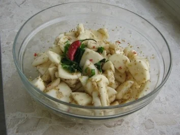 Rezept: MAIRÜBCHENSALAT PIKANT MIT ASIATISCHER NOTE MAIRÜBCHENSALAT PIKANT MIT ASIATISCHER NOTE - Rezept