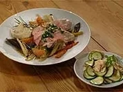 Gebratene Asianudeln mit Maishuhn und Erdnüssen - Rezept