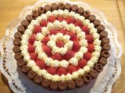 Waffelröllchen-Himbeer-Torte - Rezept