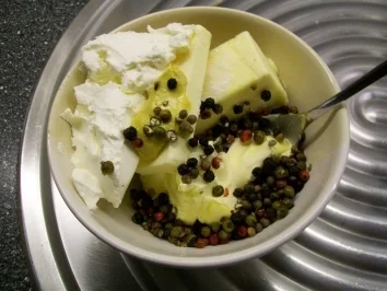 Rezept: kunterbunte Pfefferbutter Bild Nr. 4 kunterbunte Pfefferbutter - Rezept - Bild Nr. 4