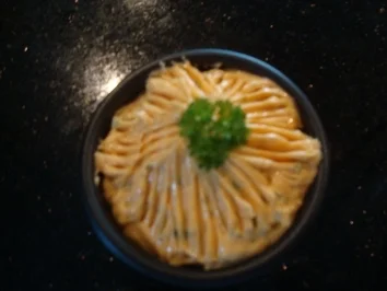 Rezept: ROTE KNOBLAUCH-KRÄUTER-BUTTER Bild Nr. 2 ROTE KNOBLAUCH-KRÄUTER-BUTTER - Rezept - Bild Nr. 2