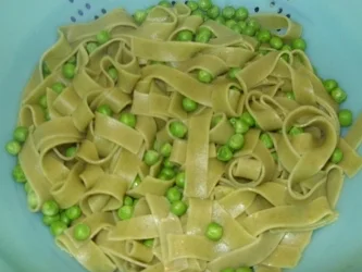 Pasta mit Lachs-Zitronensoße-grüne Bandnudeln mit Erbsen - Rezept - Bild Nr. 4