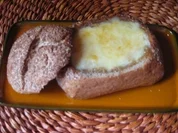 Käsefondue im Roggenbrötchen - Rezept