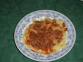 Pappardelle mit Tomatensoße al Angelina - Rezept