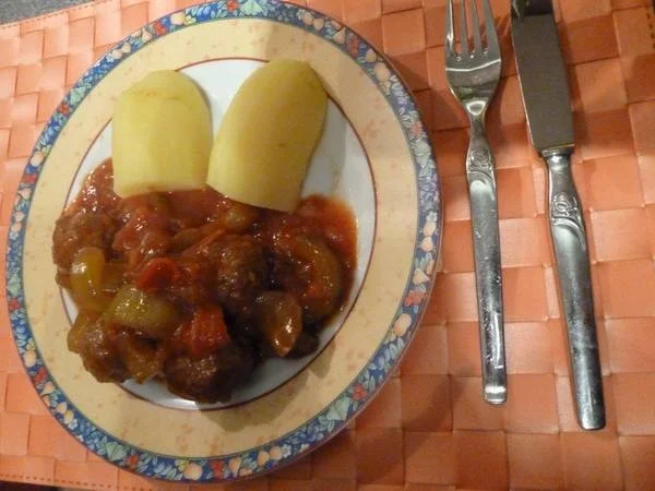 Schmorgurken mit Mettbällchen - Rezept - Bild Nr. 6