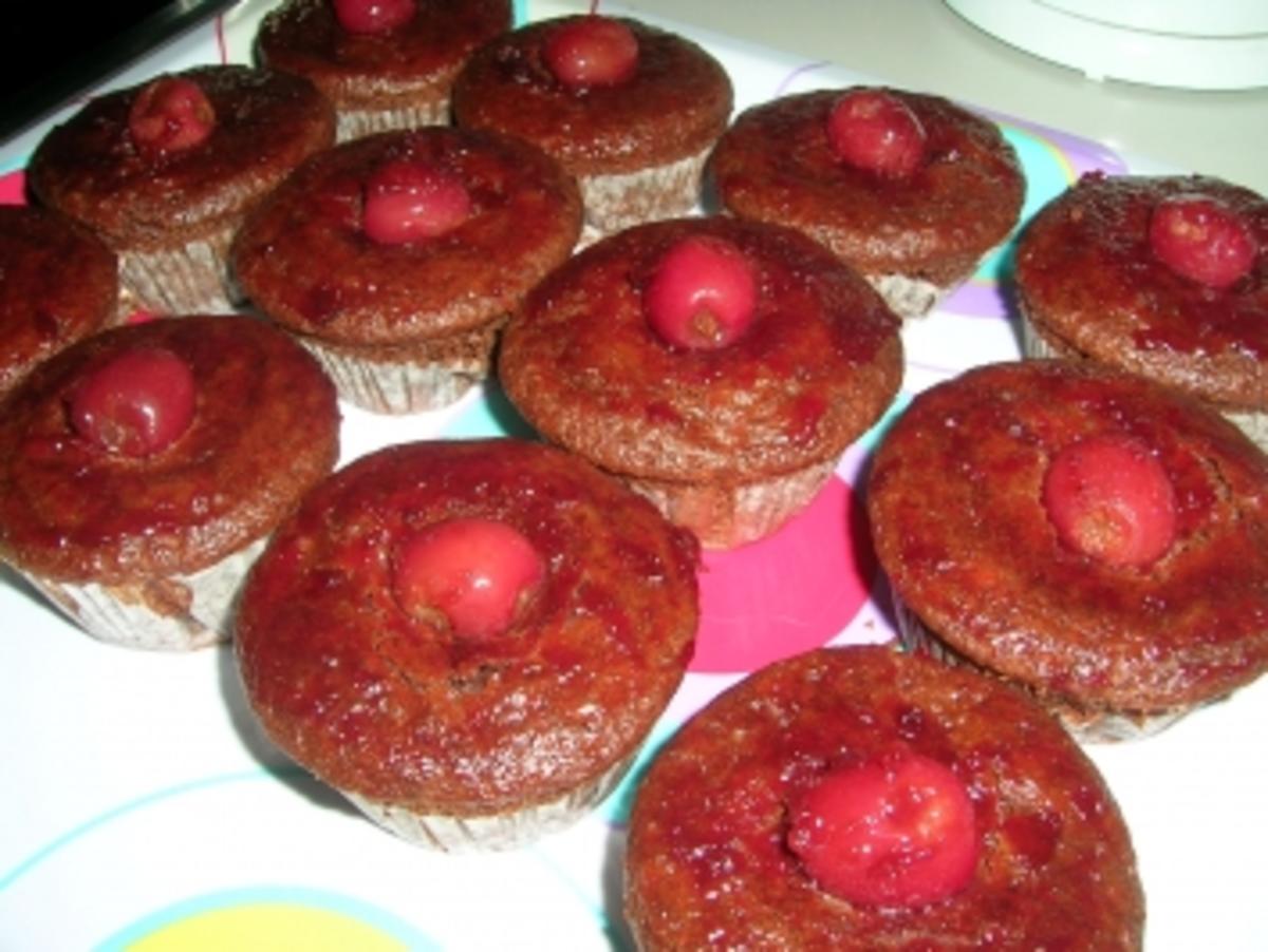 Weichsel-Schoko-Muffins - Rezept