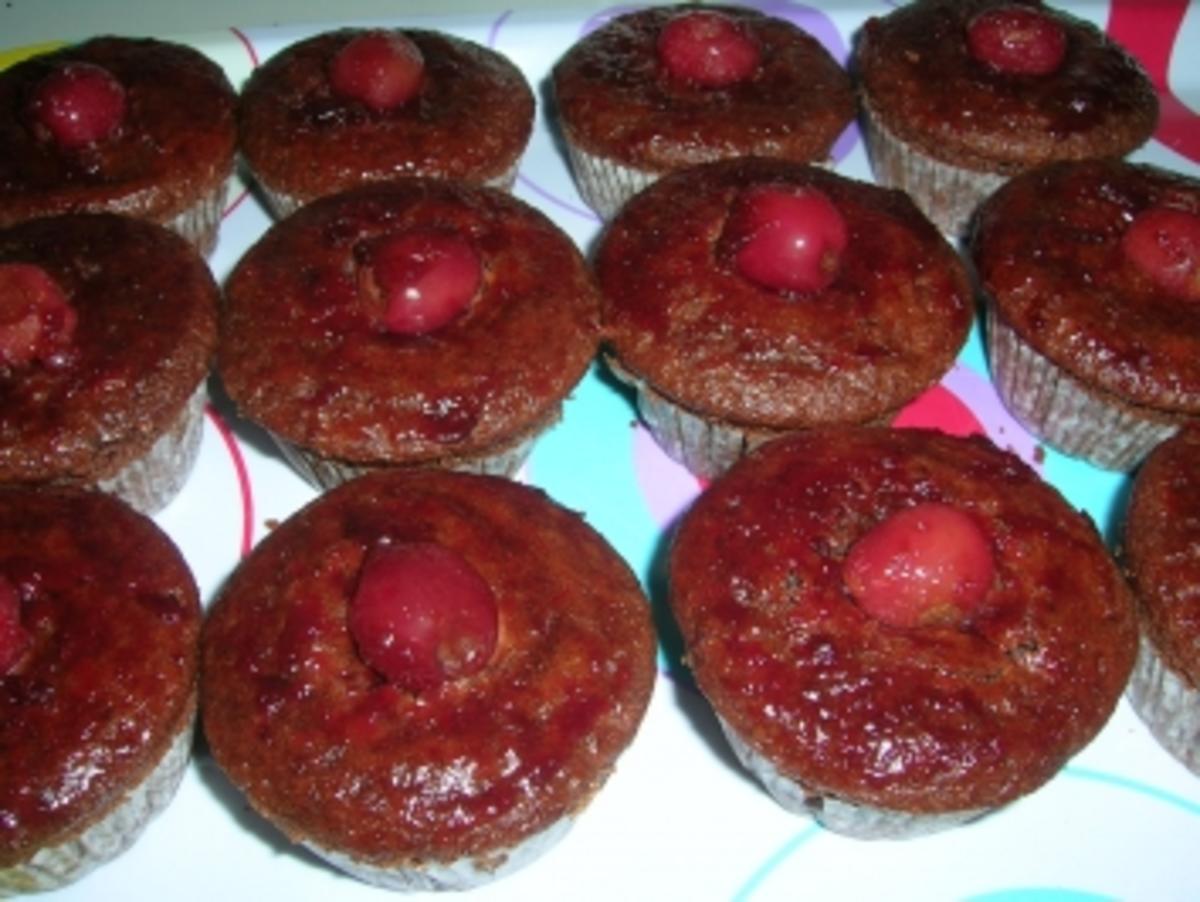 Weichsel-Schoko-Muffins - Rezept - Bild Nr. 2