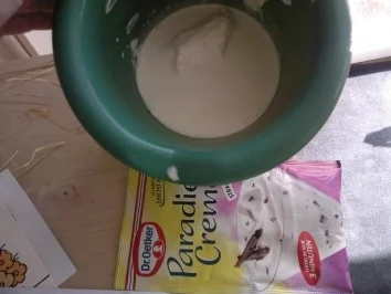 Rezept: Erdbeertörtchen Bild Nr. 3 Erdbeertörtchen - Rezept - Bild Nr. 3