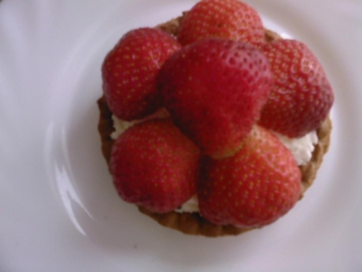 Erdbeertörtchen - Rezept - Bild Nr. 5