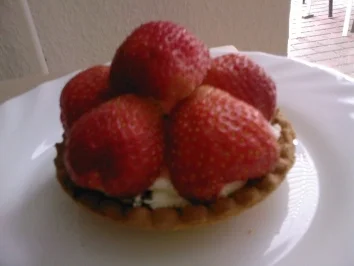 Rezept: Erdbeertörtchen Erdbeertörtchen - Rezept