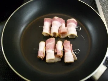 Rezept: Der Trick mit den Speckröllchen Bild Nr. 3 Der Trick mit den Speckröllchen - Rezept - Bild Nr. 3