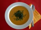 Suppe aus roten Linsen mit Minze - Rezept