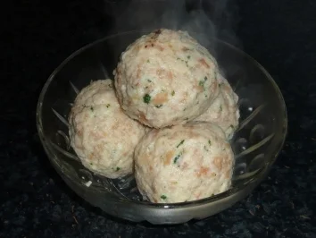 Semmelknödel - Rezept
