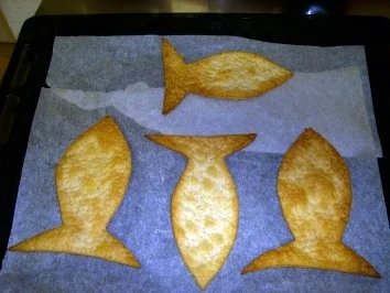 Lachsfilet auf einem Blätterteigfisch mit Parmesankruste - Rezept - Bild Nr. 2