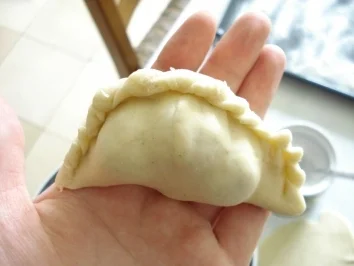 Wareniki mit Sauerkirschfüllung (russische Teigtaschen) - Rezept - Bild Nr. 5