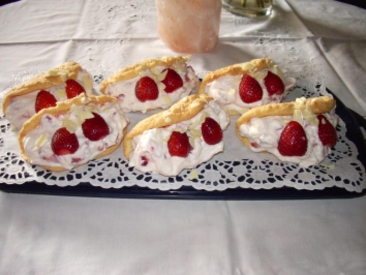 Torten: Biskuitomeletts mit Erdbeeren - Rezept Eingereicht von BK858