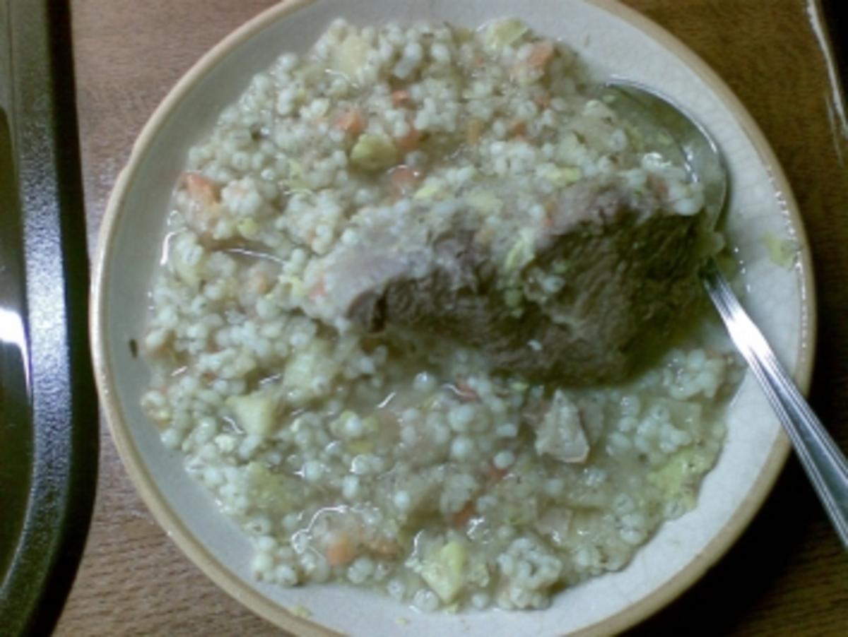 Graupensuppe so wie meine Oma sie gemacht hat - Rezept - kochbar.de