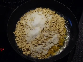 Rezept: Kikis Haferflocken-Apfelkuchen "light" Bild Nr. 3 Kikis Haferflocken-Apfelkuchen "light" - Rezept - Bild Nr. 3