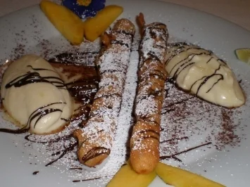 Süße Spargelstangen in Bierteig mit Limettenmousse aus weißer Schokolade - Rezept