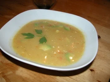 Rezept: Kartoffelsuppe mit Avocado Kartoffelsuppe mit Avocado - Rezept