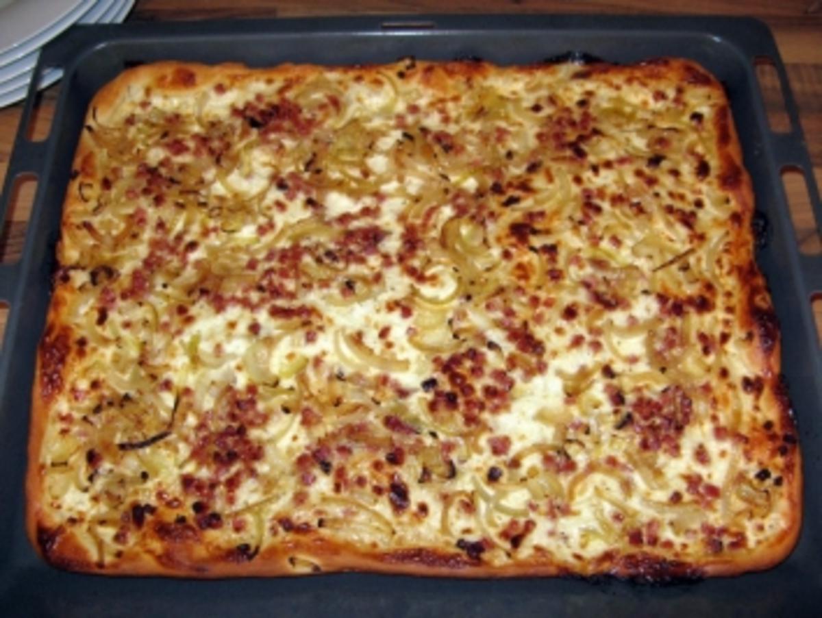 Flammkuchen Elsässer Art - Rezept