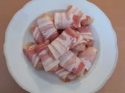 Hähnchenwürfel in Bacon - Rezept