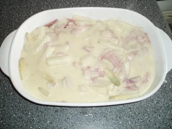 Überbackener Spargel mit Schinken - Rezept