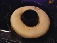 Rezept: Saftiger Nuss-Marzipan-Kranz !!!! 2 Füllungen!!! Bild Nr. 4 Saftiger Nuss-Marzipan-Kranz !!!! 2 Füllungen!!! - Rezept - Bild Nr. 4