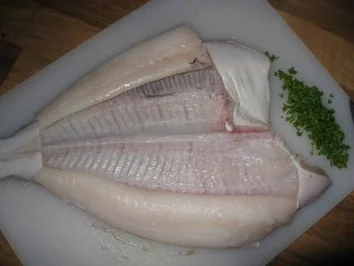 Scholle mit einem Ragout von Shrimps, Champignons & Spargel - Rezept - Bild Nr. 4