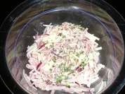 Zünftiger Wurst-Käsesalat - Rezept