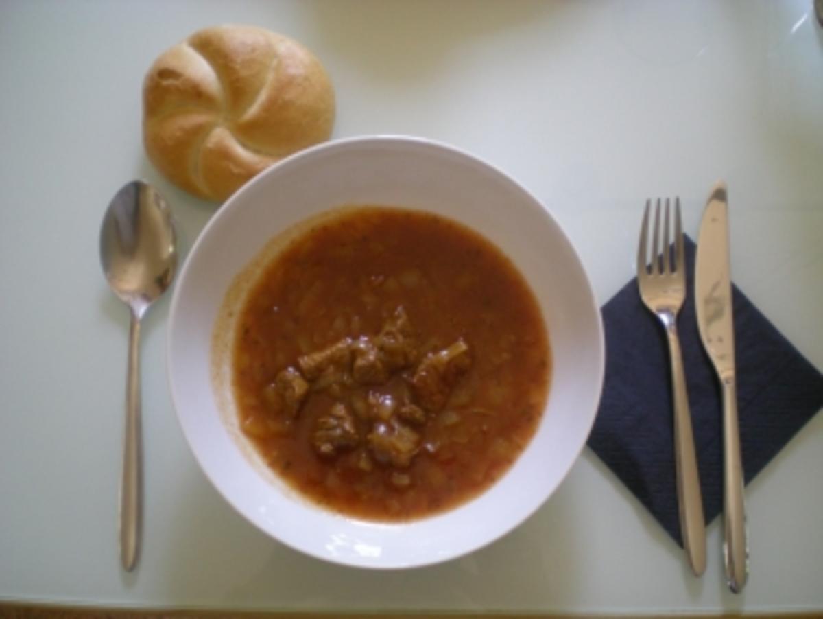 Bilder für Omi's pikantes Gulasch - Rezept