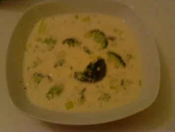 Feine Brokkolicremsuppe - Rezept - Bild Nr. 7