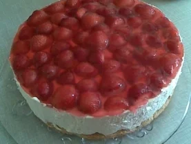 Rezept: Frischkäsetorte mit Erdbeeren 2 Bild Nr. 7 Frischkäsetorte mit Erdbeeren 2 - Rezept - Bild Nr. 7