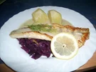 Zanderfilet auf geschmortem Rotkohl mit delikater Soße - Rezept