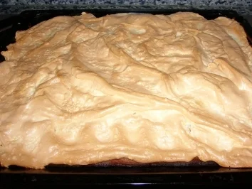 Rhabarber-Baiser-Kuchen - Rezept - Bild Nr. 2