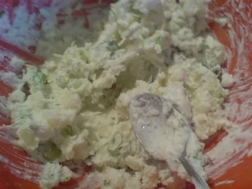 Rezept: Gefüllte Kartoffeln mit Quark und Frühlingszwiebeln Bild Nr. 3 Gefüllte Kartoffeln mit Quark und Frühlingszwiebeln - Rezept - Bild Nr. 3