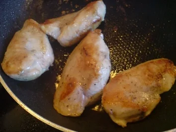 Putensteaks an Curry-Fruchtsauce - Rezept - Bild Nr. 2