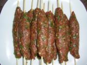 Cevapcici am Spieß - Rezept