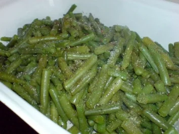 Rezept: Bohnensalat mit Speck Bild Nr. 4 Bohnensalat mit Speck - Rezept - Bild Nr. 4