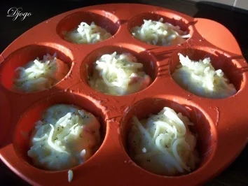 Rezept: Pizza Muffins Bild Nr. 2 Pizza Muffins - Rezept - Bild Nr. 2