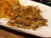 Rezept: Fritierte Gemüsechips Fritierte Gemüsechips - Rezept