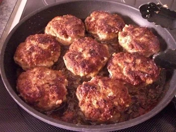 Rezept: Chilli-scharfe Frikadellen Bild Nr. 15 Chilli-scharfe Frikadellen - Rezept - Bild Nr. 15