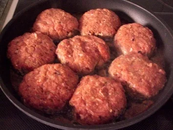 Rezept: Chilli-scharfe Frikadellen Bild Nr. 14 Chilli-scharfe Frikadellen - Rezept - Bild Nr. 14